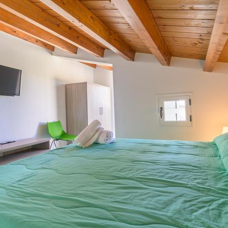Archimede, Appartamento Con Vista In Centro A Marina Di Ragusa Bagian luar foto