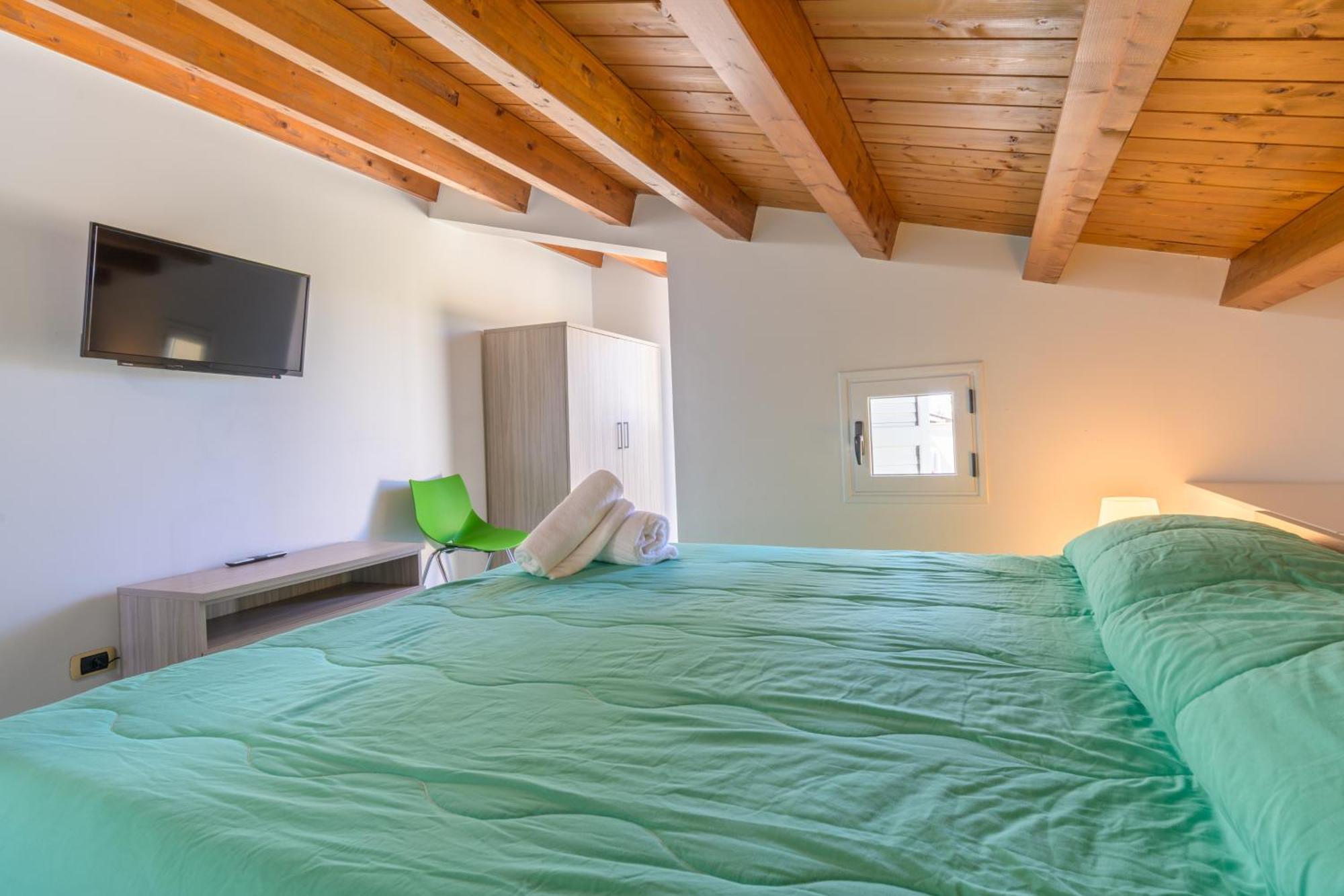 Archimede, Appartamento Con Vista In Centro A Marina Di Ragusa Bagian luar foto